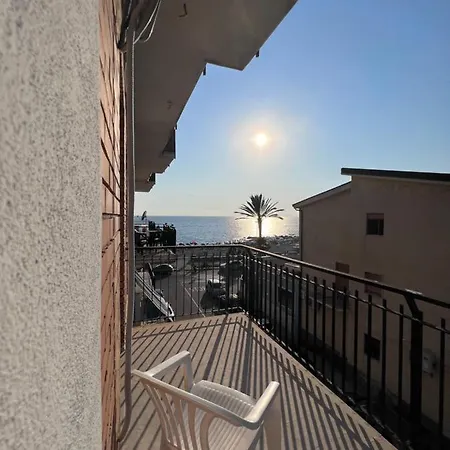 Sea View *